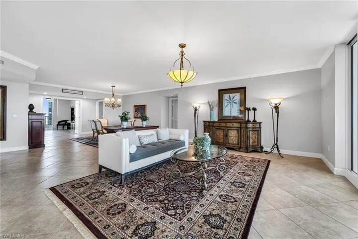 1050 Borghese Ln 1405, Naples, Florida 34114