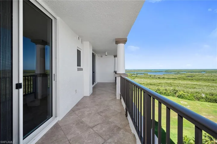 1050 Borghese Ln 1405, Naples, Florida 34114