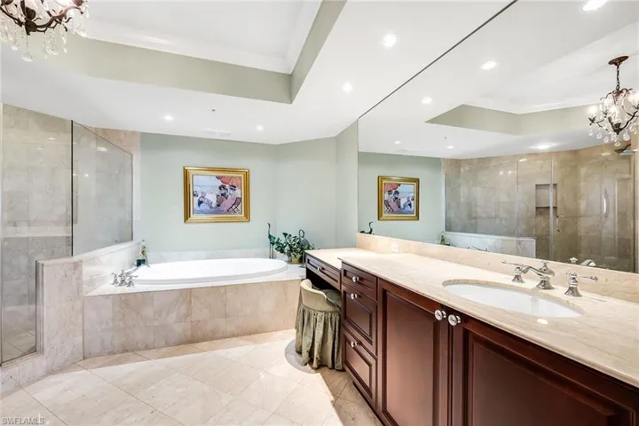 1050 Borghese Ln 1405, Naples, Florida 34114
