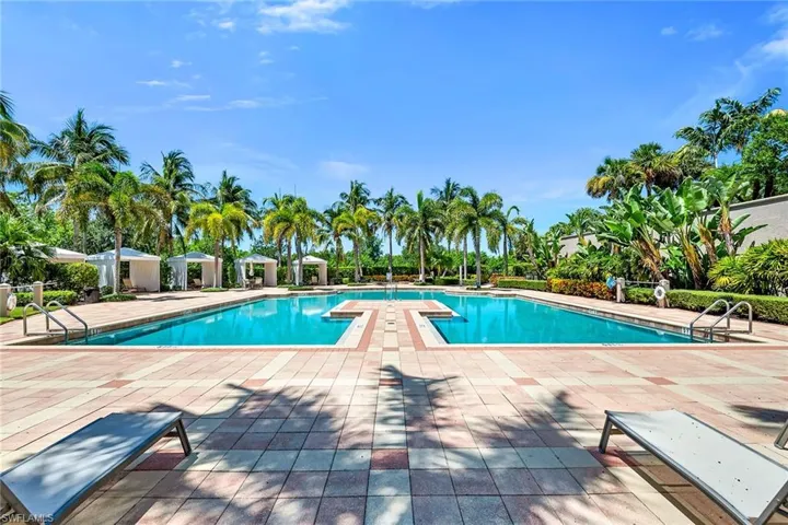 1050 Borghese Ln 1405, Naples, Florida 34114