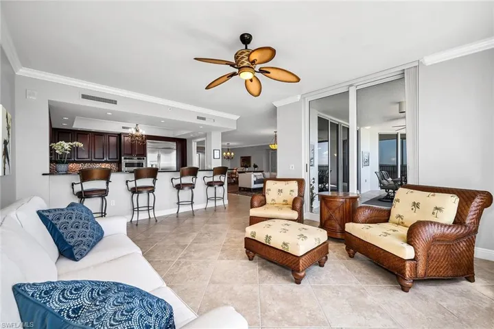 1050 Borghese Ln 1405, Naples, Florida 34114