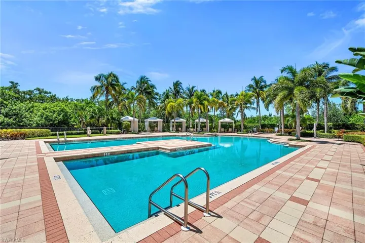 1050 Borghese Ln 1405, Naples, Florida 34114
