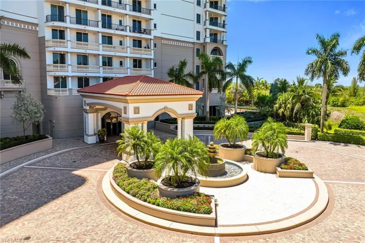 1050 Borghese Ln 1405, Naples, Florida 34114