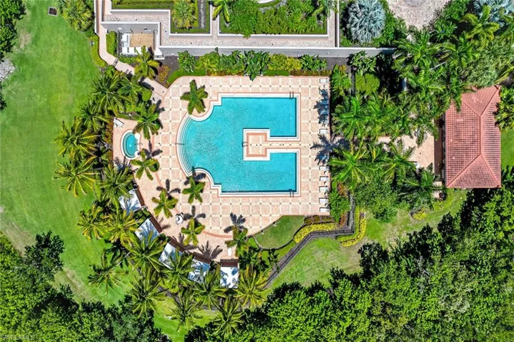 1050 Borghese Ln 1405, Naples, Florida 34114