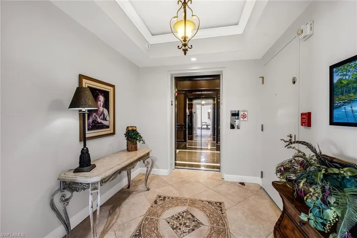 1050 Borghese Ln 1405, Naples, Florida 34114