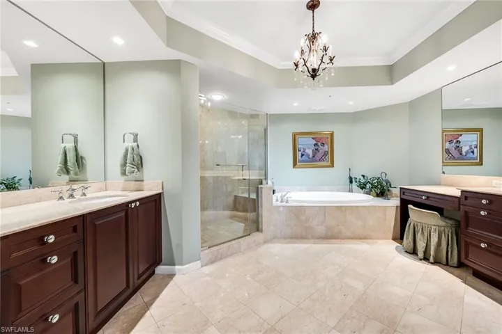 1050 Borghese Ln 1405, Naples, Florida 34114