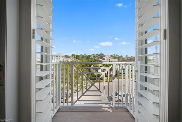 6553 Dominica Dr 202, Naples, Florida 34113