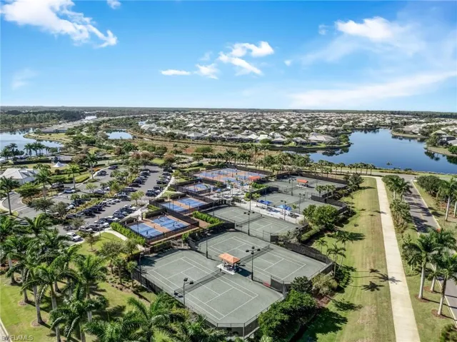 6553  Dominica  DR, Naples, FL 34113