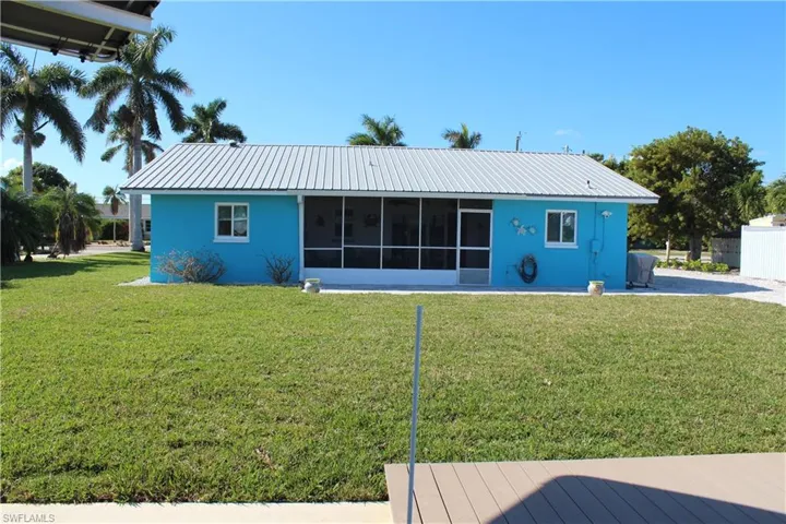 2744 Sanderling Ct, St. James City, Florida 33956