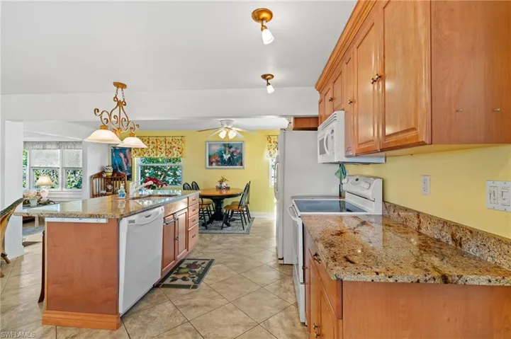 Bright and efficient kitchen with plenty of space to prepare your meals