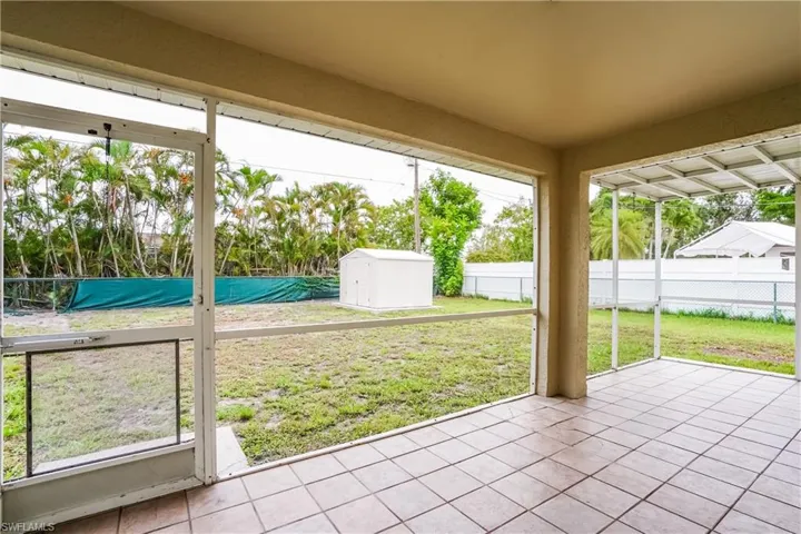 501 Se 17th Ter, Cape Coral, Florida 33990