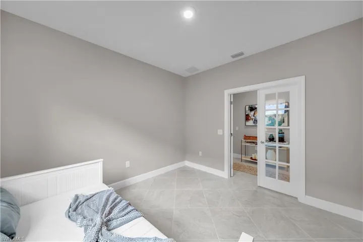 19649 Aqua View Ln, Fort Myers, Florida 33913