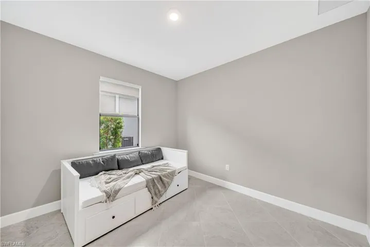 19649 Aqua View Ln, Fort Myers, Florida 33913