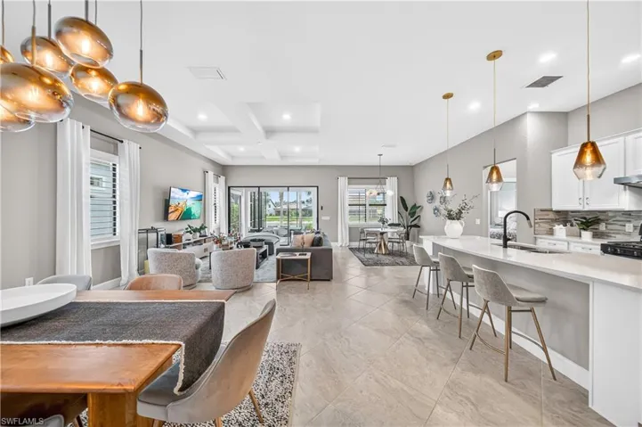 19649 Aqua View Ln, Fort Myers, Florida 33913