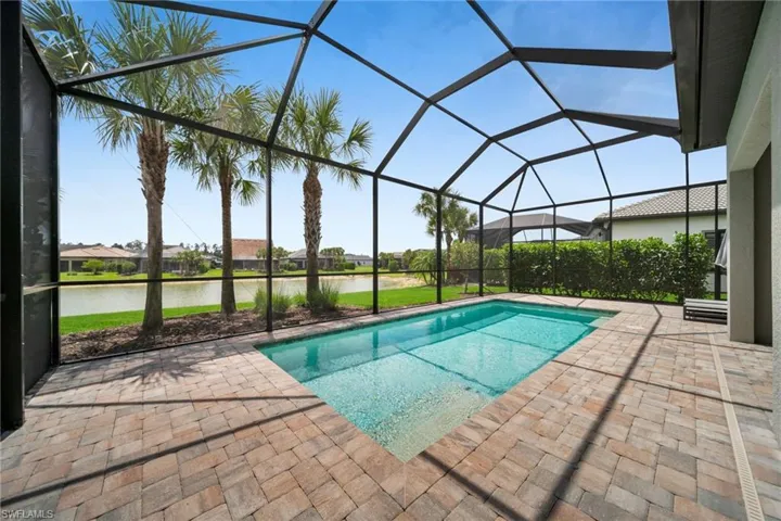 19649 Aqua View Ln, Fort Myers, Florida 33913