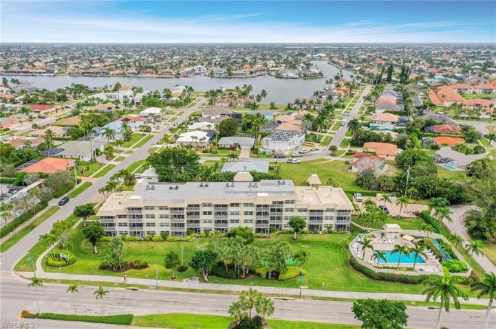 411 S Collier  BLVD, MARCO ISLAND, FL 34145