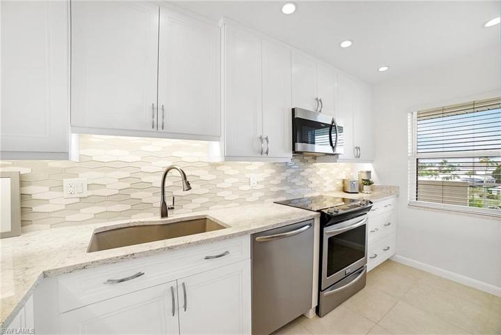 411 S Collier  BLVD, MARCO ISLAND, FL 34145