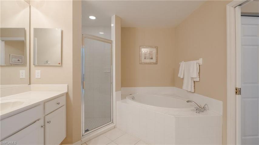 8500 Legends BLVD # 104, FORT MYERS FL 33912