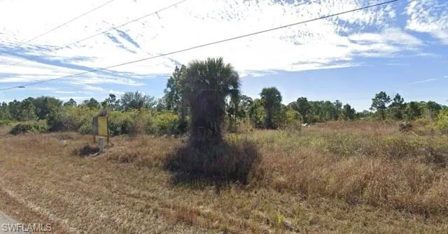 1008 Kanuga St E, Lehigh Acres, Florida 33974