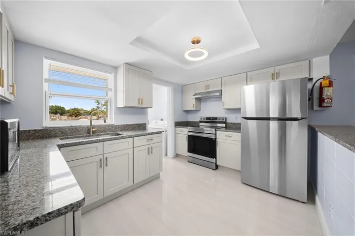5454 8th Ave, Fort Myers, Florida 33907