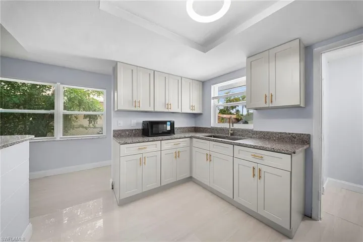 5454 8th Ave, Fort Myers, Florida 33907