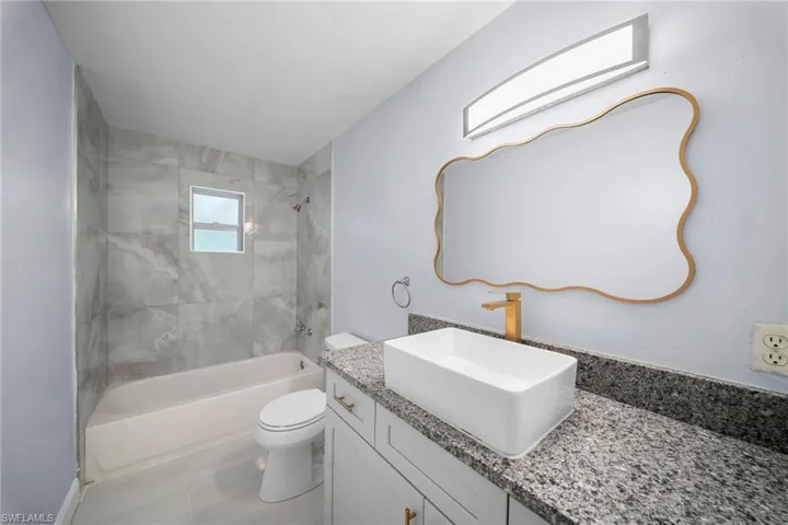 5454 8th Ave, Fort Myers, Florida 33907