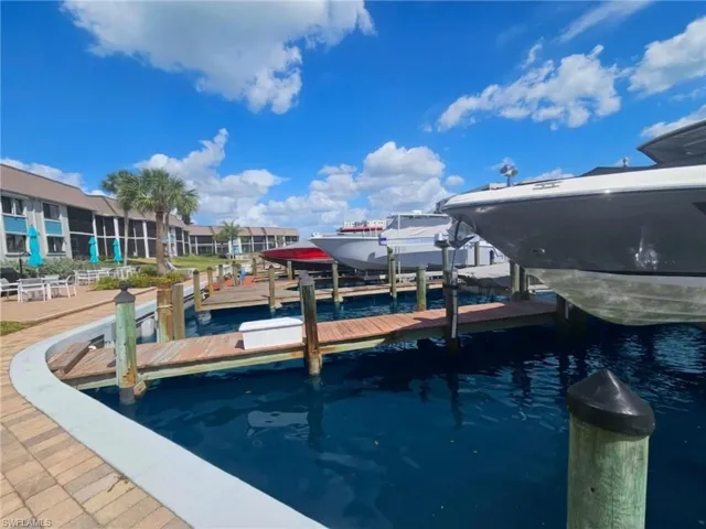 200 Lenell Rd 115, Fort Myers Beach, Florida 33931
