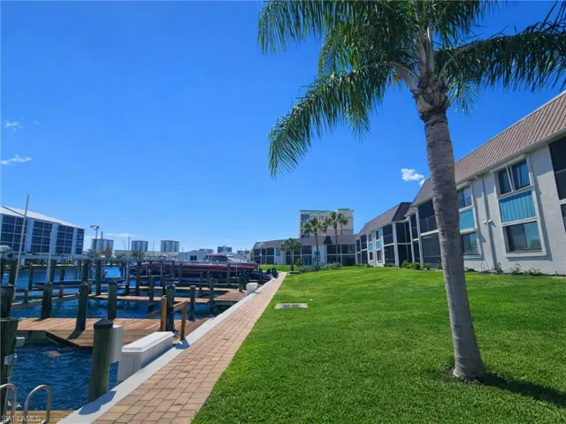 200 Lenell Rd 115, Fort Myers Beach, Florida 33931