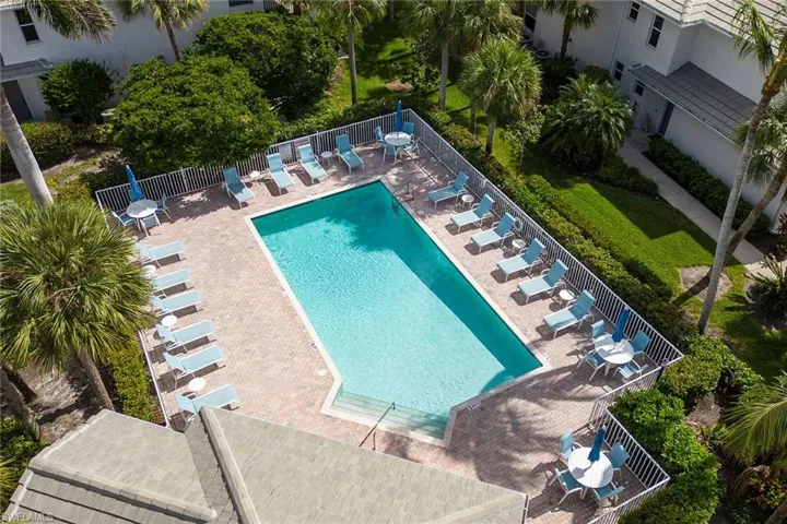 8375  Whisper Trace  LN, Naples, FL 34114