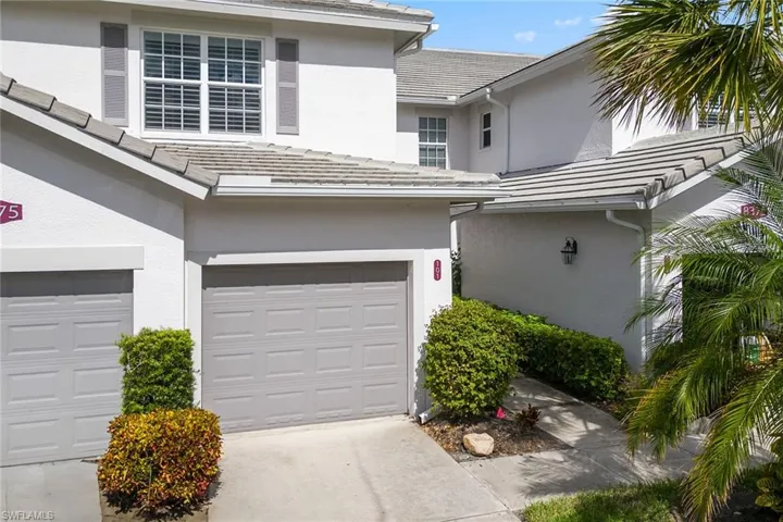 8375  Whisper Trace  LN, Naples, FL 34114
