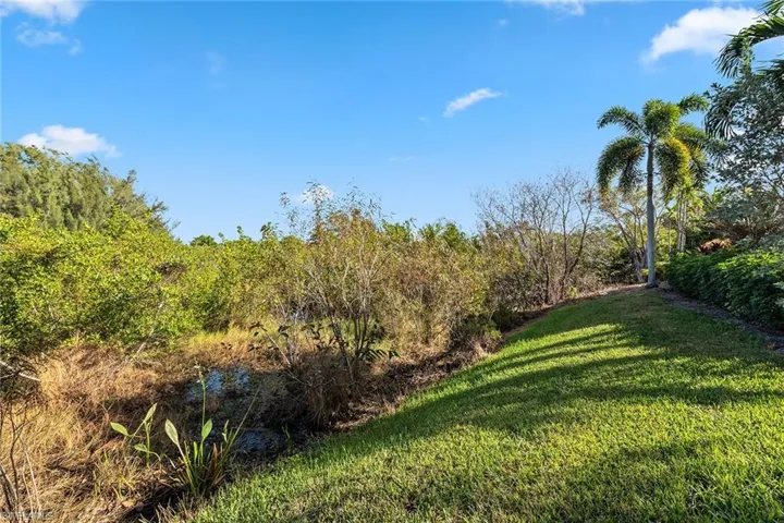8375  Whisper Trace  LN, Naples, FL 34114