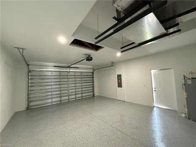 Unfurnished room featuring baseboards