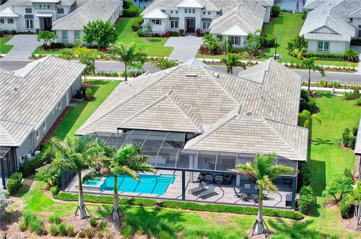 Rear view , upgraded Palm trees