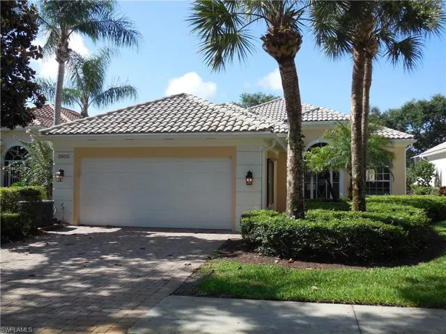 3900  Valentia  WAY, Naples, FL 34119