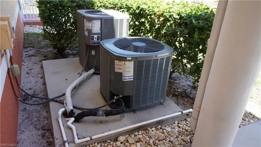 Exterior details with central AC