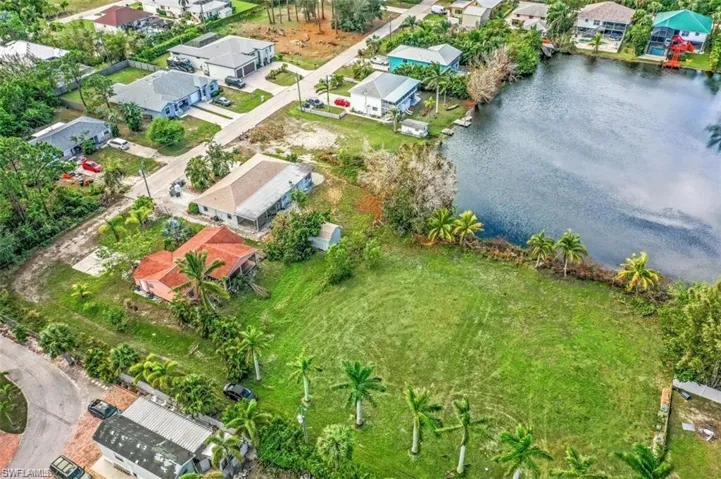 Private deeded access along the back of the property.