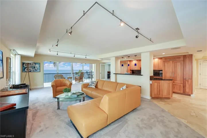 1275 Gulf Shore Blvd N 601, Naples, Florida 34102