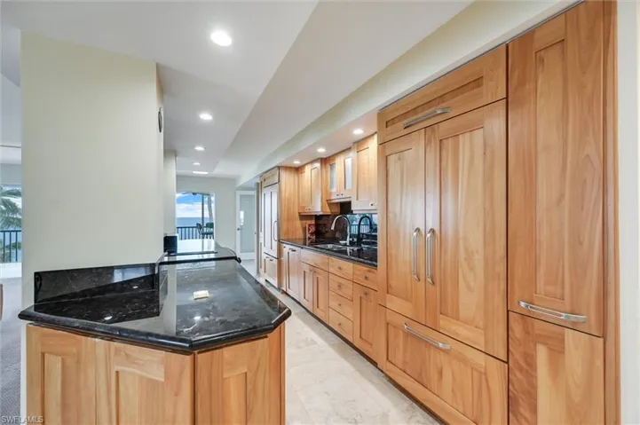 1275 Gulf Shore Blvd N 601, Naples, Florida 34102