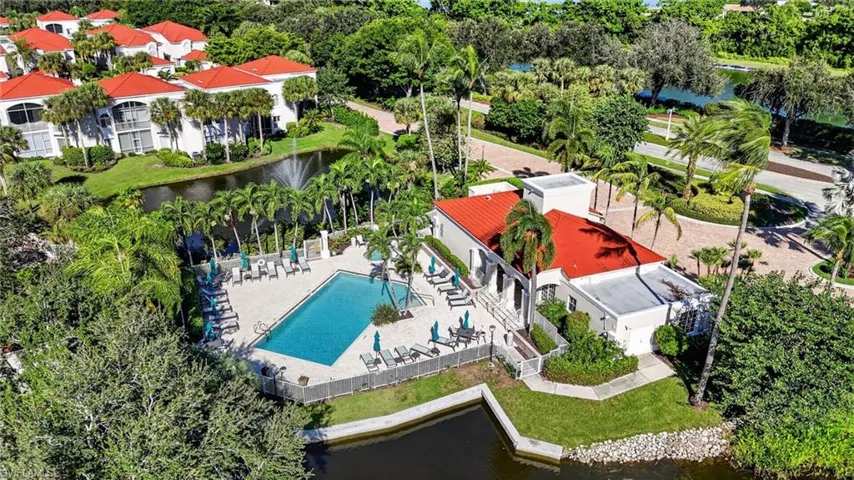 CLERMONT POOL, HOT TUB, AND CLUBHOUSE