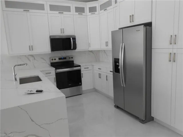 320 Poplar St, Lehigh Acres, Florida 33974