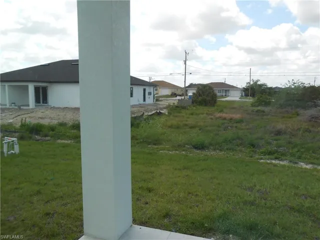 320 Poplar St, Lehigh Acres, Florida 33974