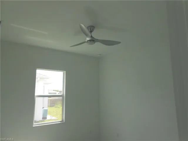 320 Poplar St, Lehigh Acres, Florida 33974