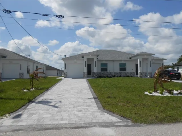 320 Poplar St, Lehigh Acres, Florida 33974