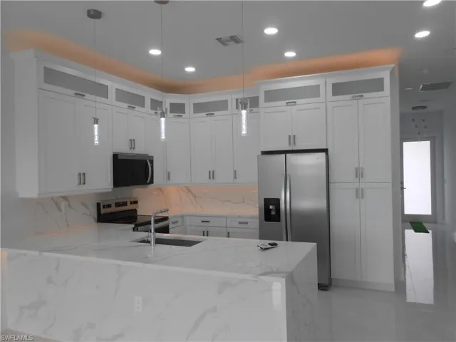 320 Poplar St, Lehigh Acres, Florida 33974
