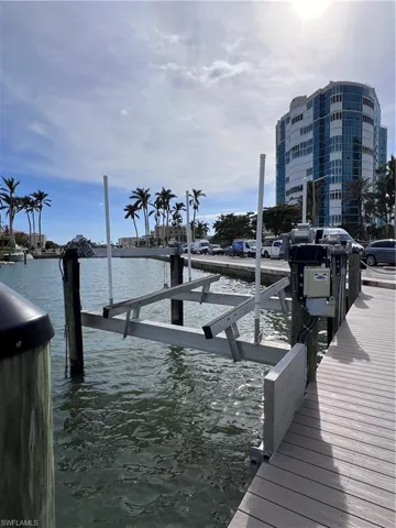 4090 Gulf Shore Blvd N #1    , Naples, FL 34103