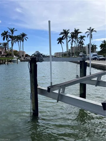 4090 Gulf Shore Blvd N #1    , Naples, FL 34103