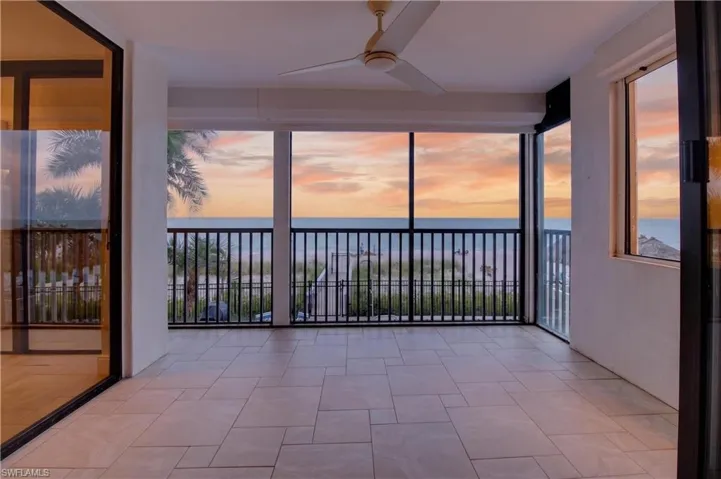 9415  Gulf Shore  DR, Naples, FL 34108