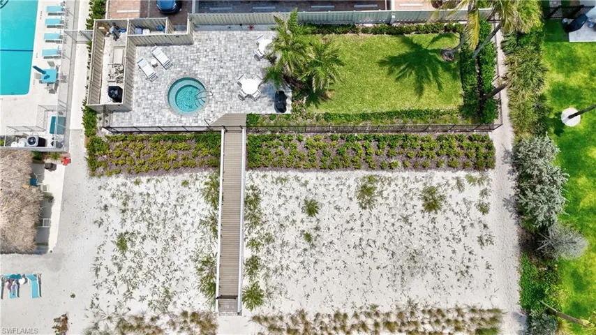 9415  Gulf Shore  DR, Naples, FL 34108