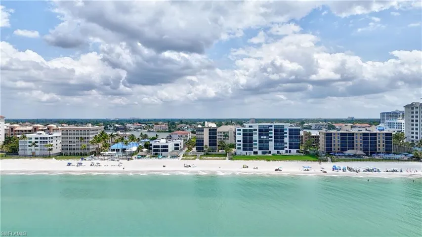 9415  Gulf Shore  DR, Naples, FL 34108