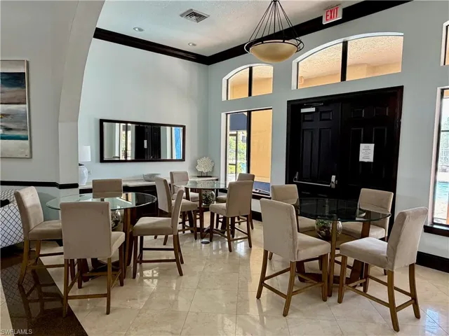 clubhouse gathering room